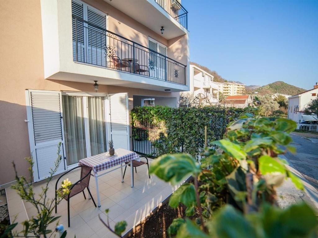 Guest House 4M Petrovac Szoba fotó
