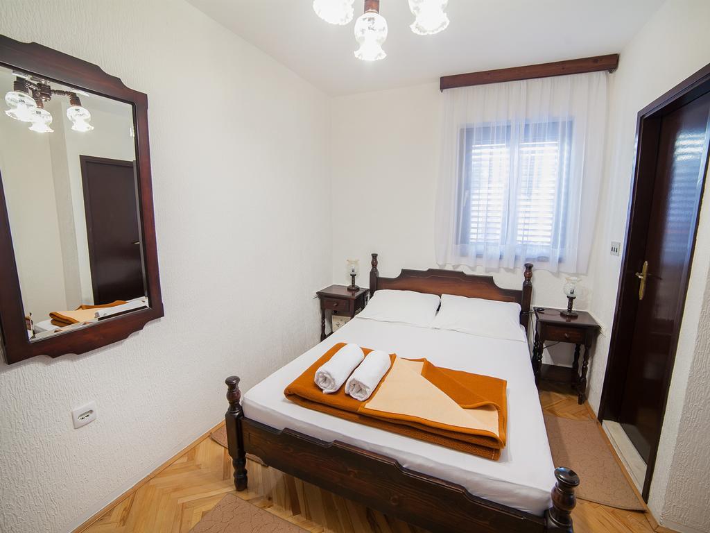 Guest House 4M Petrovac Szoba fotó