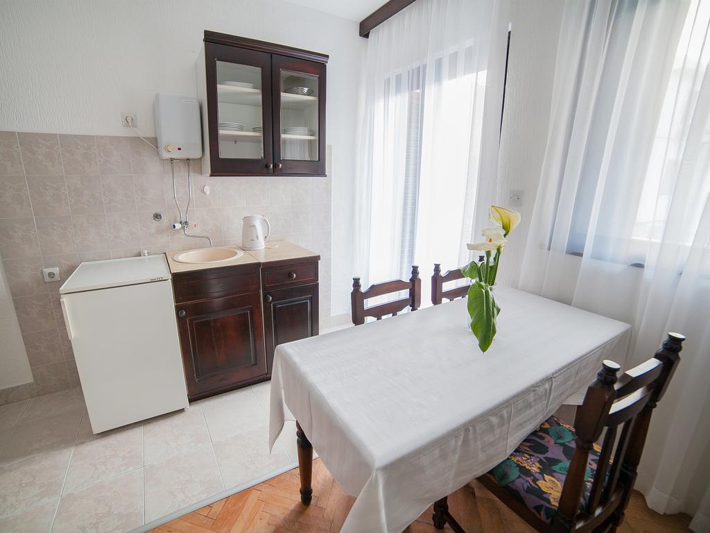 Guest House 4M Petrovac Szoba fotó
